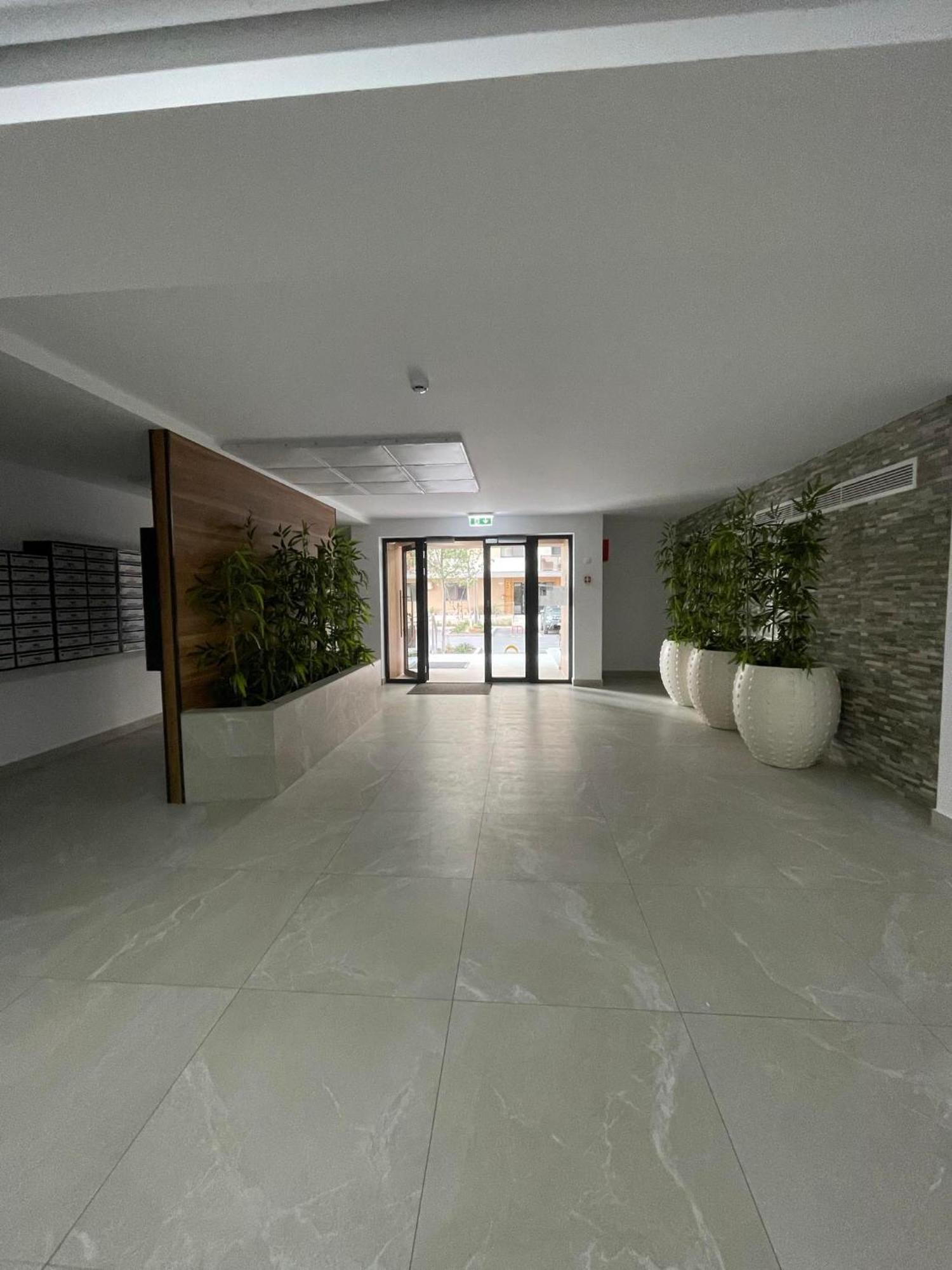 דירות בוקרשט Metropolis Elegance מראה חיצוני תמונה